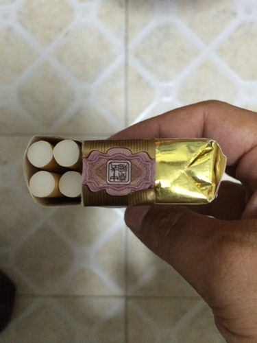 中機軟云香煙開盒技巧 軟包煙的正確撕法指南